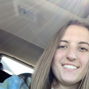 Meet your Posher, Kenzie